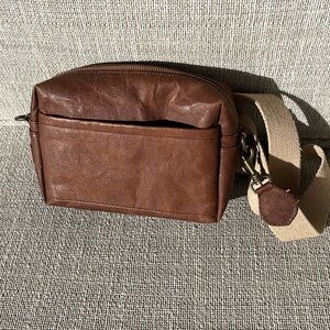Crossbody bag
